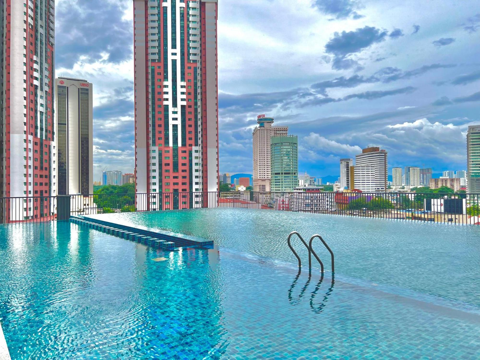Chambers Couple Studio Klcc Куала-Лумпур Экстерьер фото